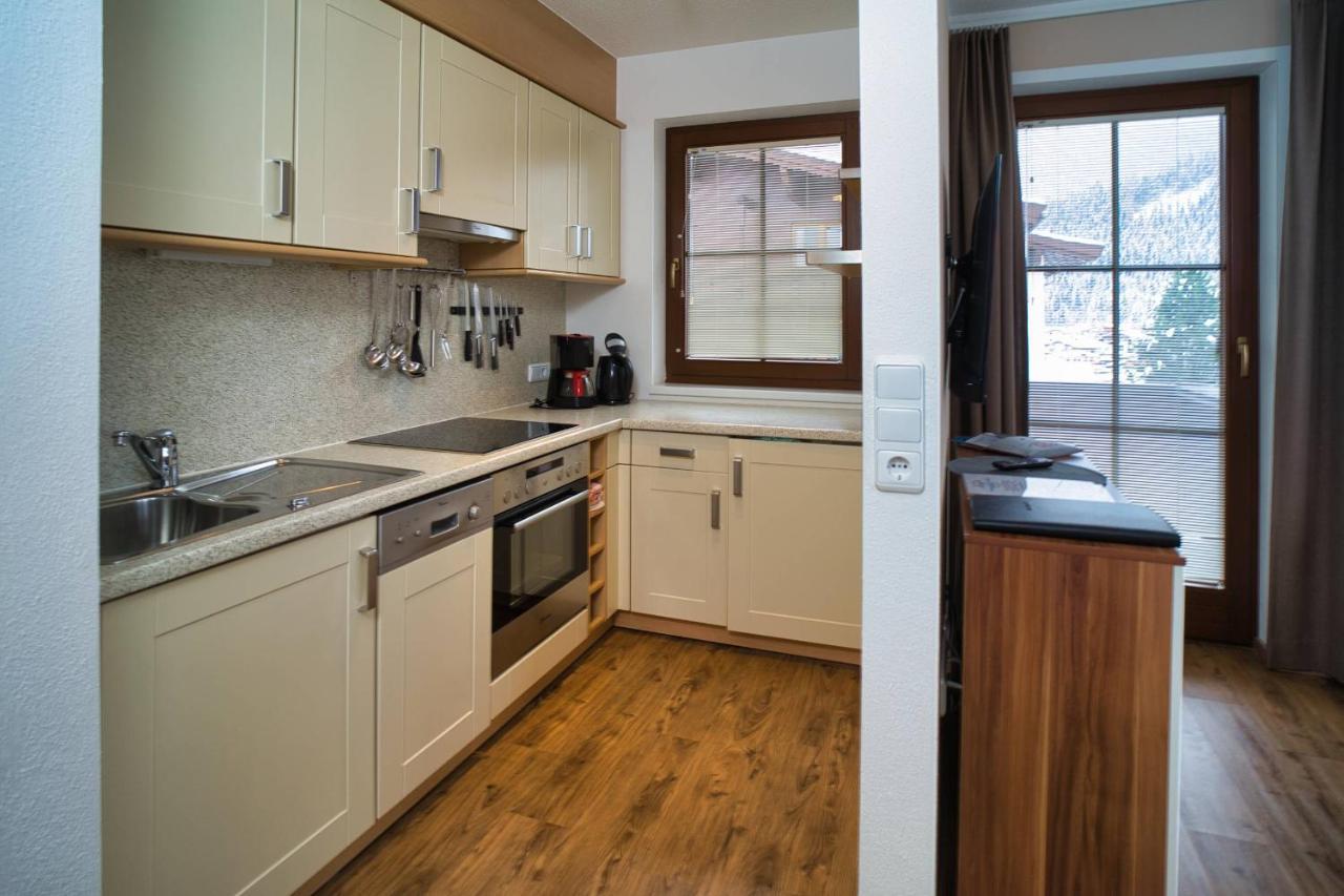 Stoeckl Apartment *